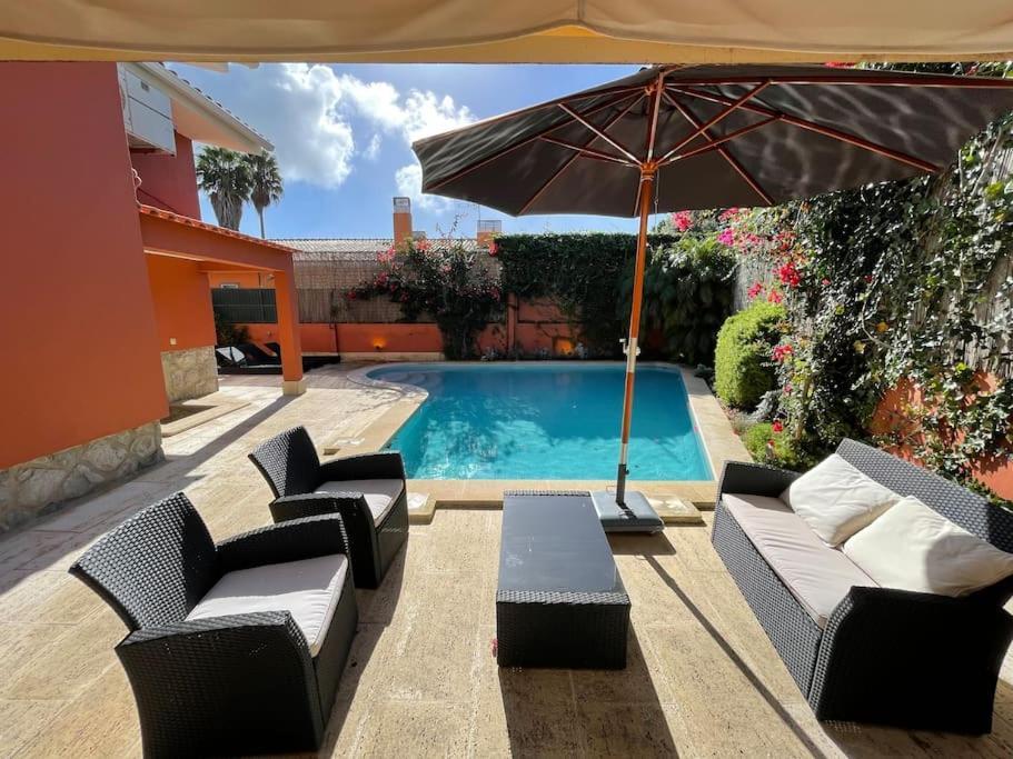Studio With Private Swimming Pool And Garden Cascais Exterior photo