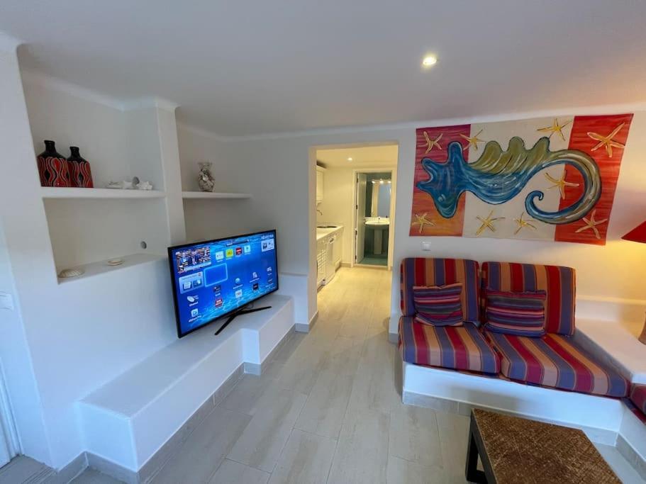 Studio With Private Swimming Pool And Garden Cascais Exterior photo